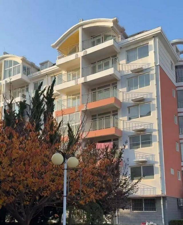 海景房暴跌，现在白送都没人要