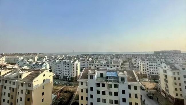 海景房暴跌，现在白送都没人要