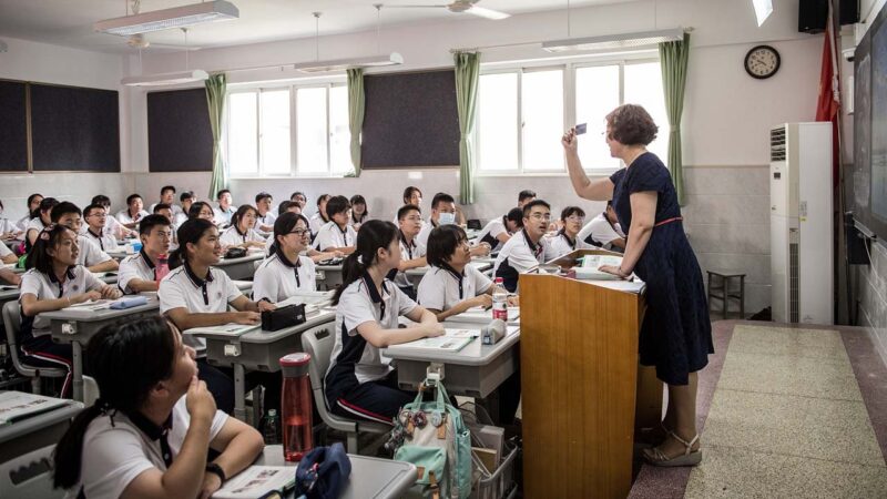 保定家長在班級群自報幹部身分求關照 惹起民憤
